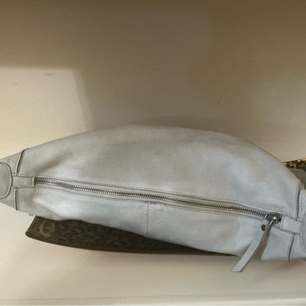 Cream Leather Crossbody Bag from Latico Leathers - Picture 5 of 7
